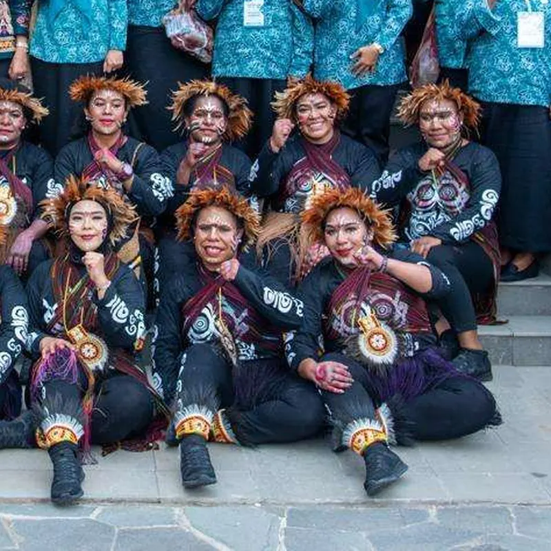 Penari adat pada kegiatan PKK